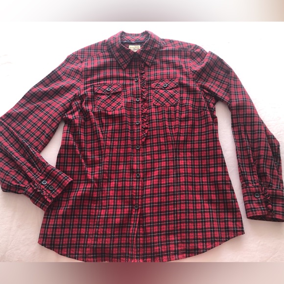 GH bass & Co. women’s plaid shirt - Picture 2 of 6